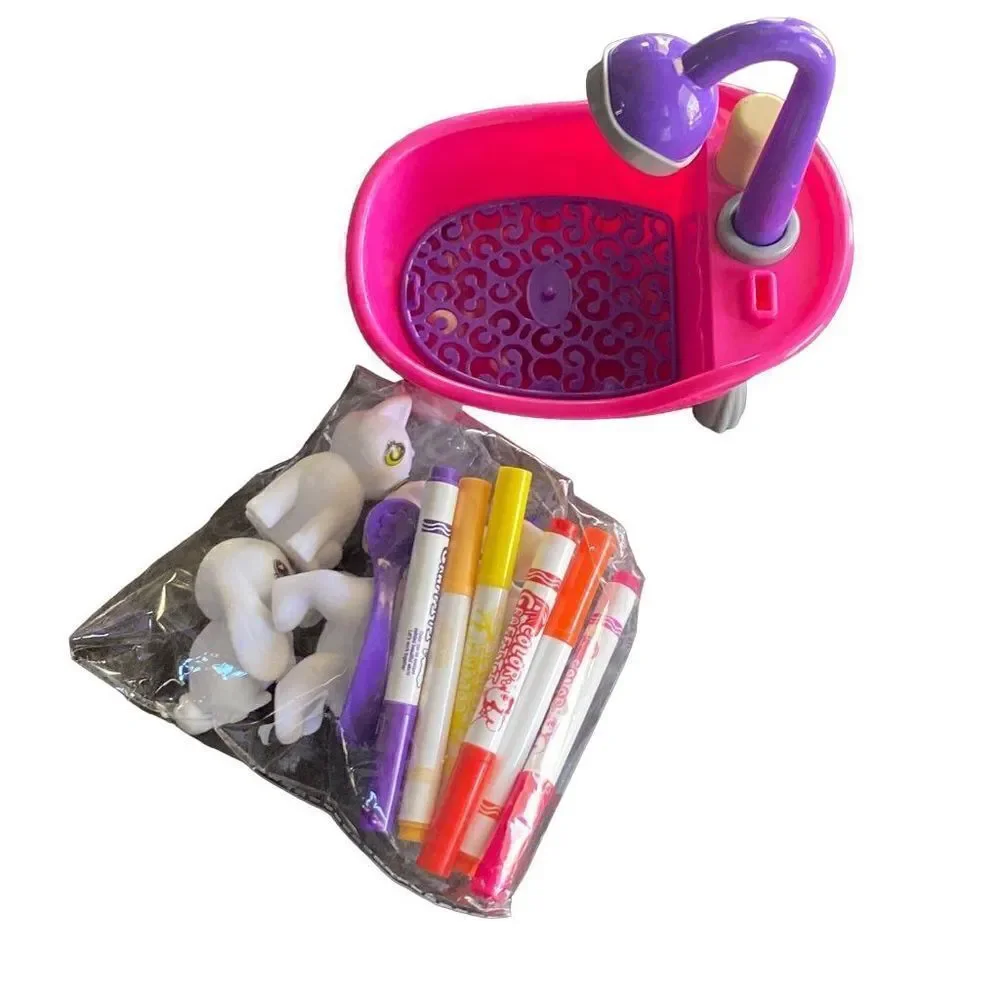 Kids Toy 4 Pets with Washable Markers and Bath NEW